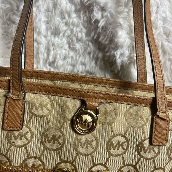 Michael Kors Kempton Signature Medium Pocket Tote (Camel/Tan)gold tone accent. - Picture 6 of 14